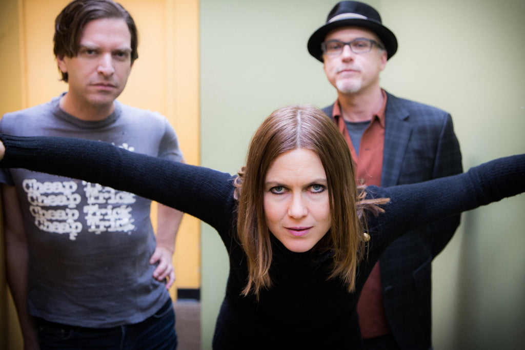 Juliana Hatfield Three announces fall tour with Soul Asylum